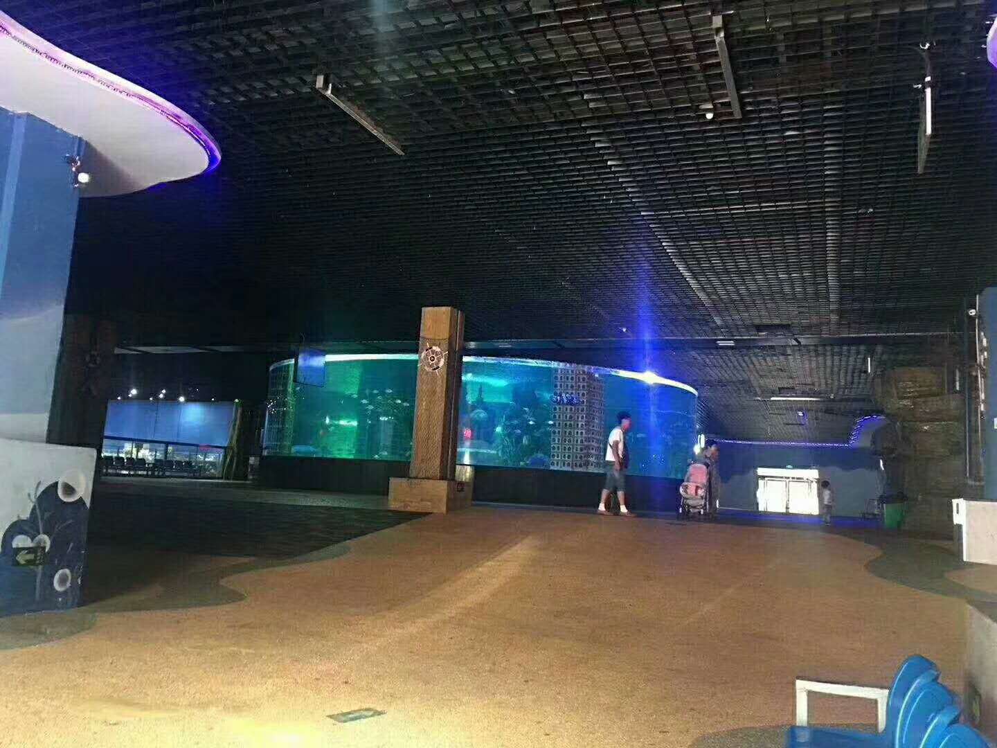 開(kāi)封極地海洋公園YT-018-200A，200克氧氣源臭氧發(fā)生器